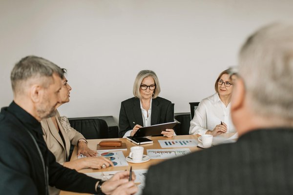 What Are the Latest Trends in UK Journalism?